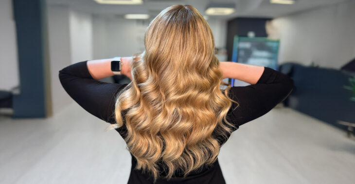 Îngrijirea părului iarna – cum îți menții părul sănătos și strălucitor